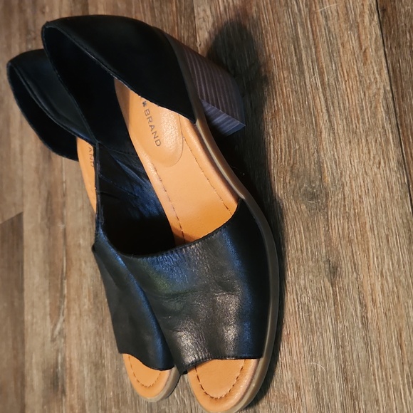 Lucky Brand Heeled Sandals - Open Toe - Size 8 (unlisted size) - Picture 2 of 7